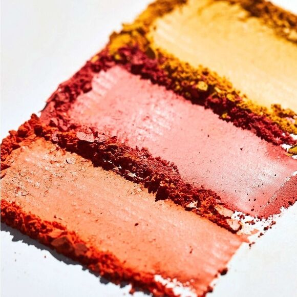 Morphe 18H Heatseeker Eyeshadow Palette - Picture 5 of 5